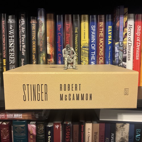 Robert mccammon stinger sst - mccammon,